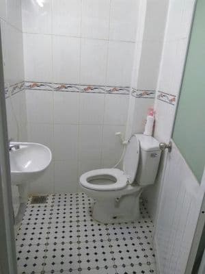Nhà gần ngã ba ông Tạ - CMT8