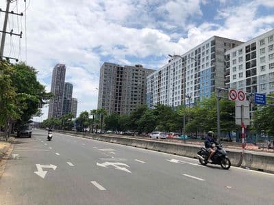Nhà 2 tầng, 120m2, mặt tiền Ngô Quyền, gần Cầu Rồng- Cầu Trần Thị Lý.
