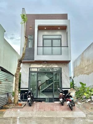 Ngộp nhà ngay cụm CN Uyên Hưng chỉ 1ty8 thương lượng