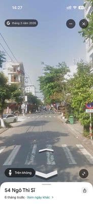 Mặt tiền ngô thị sĩ phố tây