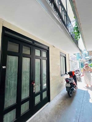 Nhà 1 Trệt 1 Lầu 2PN 2WC 6x6m Hẻm Lê Văn Lương Gần Lottlemart Q.7