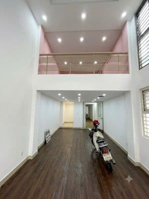 Bán nhà MTKD Nguyễn Sơn, q. Tân Phú, 4x24m, 1 Lửng 4 Lầu ST, 16,5 tỷ