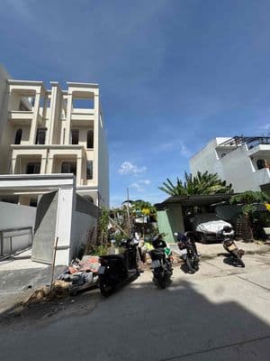 Bán đất chính chủ 100m2 đường tx22