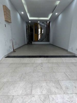 Nhà 2 lầu 4pn DT 4x20m hẻm đường Lâm Văn Bền