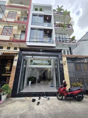 Hẻm xe hơi 113/18A Đường Lạc Long Quân,Q11 DT 4x14m, 3 lầu, nhà mới