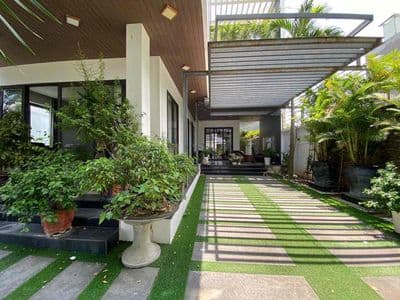 Nhà sân vườn 3Pn khu Hoà Xuân, full nội thất