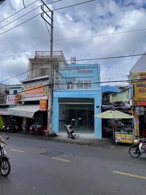 Nhà mặt tiền kinh doanh