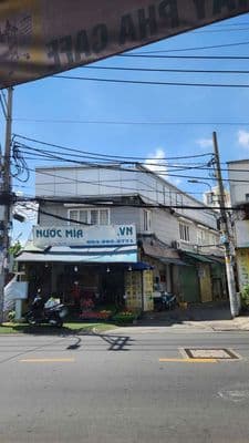 Nhà góc 2 mặt tiền nguyên căn12tr,100m2