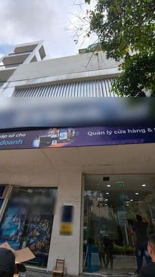 Cho thuê nhà nguyên căn mặt tiền Lạc Long Quân, 9x11m