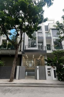 Cho Thuê Nhà Mới xây 5x20m hầm 4 lầu KDC mystery Hưng Thịnh-Gía 55TR