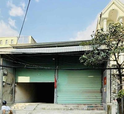 Cho thuê kho mặt tiền 2 xe tải tránh nhau