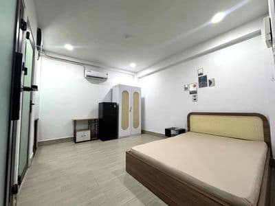 Căn hộ full nội thất ngay cuối dương quảng hàm gần công viên văn hoá