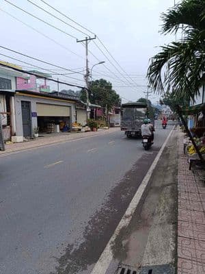 Bán đất tặng nhà