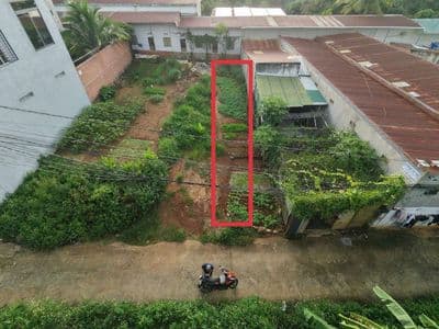 Bán đất ngay chợ đê chỉ 2350 tr