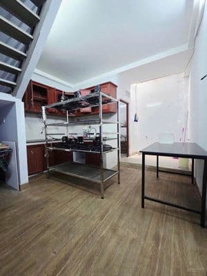 Cho thuê nhà đường hoà bình 4 x 21 m đúc 1 trệt , 1 lầu : 4 pn , 3wc
