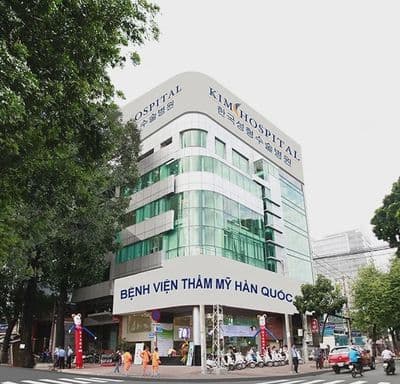 Nguyên căn mặt tiền quận 3 ngay vòng xoay dân chủ