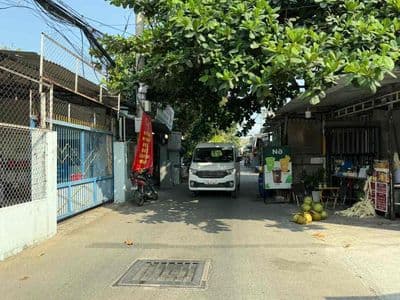 Nhà C4 Ngay GaMetro Đường Oto 7 Chỗ Ngủ Trong Nhà 130M2 Ngang 6,7M