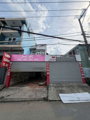 Cho thuê nhà nguyên căn + đất 2 mặt tiền - 230m² – chân cầu phú long