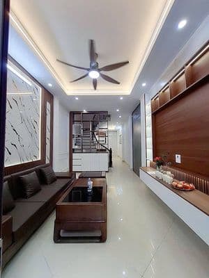 Nhà 46m2, 4 tầng, gần ĐH Bách Kinh Xây, 10.5 tỷ