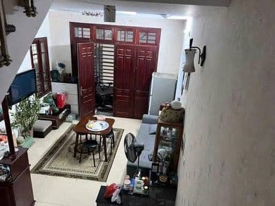 Cho thuê căn hộ nguyên căn Hoàng Hoa Thám, Ba Đình, 45m2