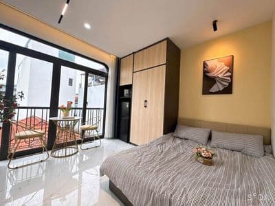 Bán tòa CHDV - Homestay Đội Cấn, Ba Đình, view Lotte