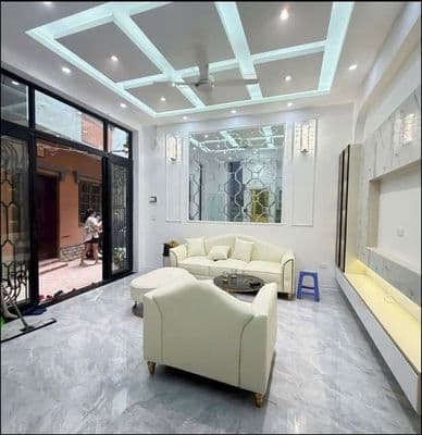 Nhà mặt phố Đê La Thành Nhỏ, Đống Đa, 6 tầng, 10.3 tỷ