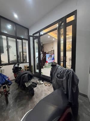 Bán nhà Hương Viên, full nội thất, ô tô tránh