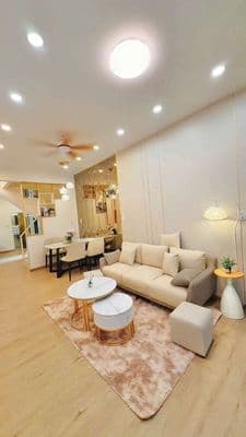 Nguyễn Duy Dương. Q10. 2 tầng 32m. full NT. Giảm . 500 Tr. còn 6.2T
