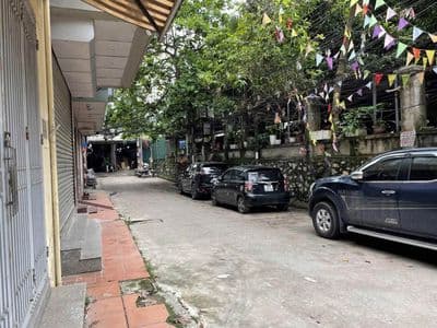 Cho thuê nhà nguyên căn ngõ 175 Định Công, Hoàng Mai