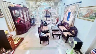 492m2(11.7x40)GẤP BÁN chdv 6 tầng THANG MÁY dòng tiền 150tr/tháng HXT