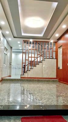 Nhà full nội thất 5pn gần aeon mall dtsd 400m2 hợp làm vpcty và ở gđ