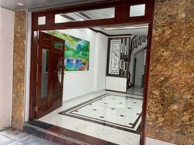 Cho thuê nhà Kim Mã 32m² x 5 tầng, 3ng, vskk ngõ rộng 3m, giá 17 triệu