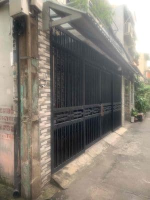 Nhà 6m x 11m 2 lầu