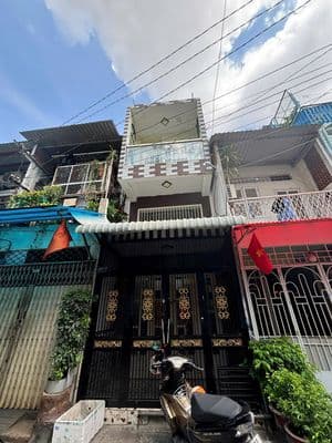 Hẻm xe hơi Lạc Long Quân, P3, Q11, nhà 2 Lầu, 3PN 3WC, 3.5x12m