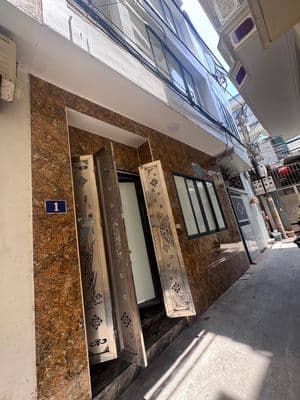 Nhà đẹp full nội thất, sổ hoa hậu, mặt tiền to, ô tô qua cửa
