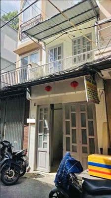 Nguyên căn 2pn 2wc hẻm Nguyễn Bỉnh Khiêm, Q1 ( 1tr1l )