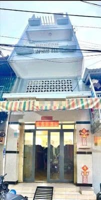 Hẻm 7m, Nhà 4 tầng Thái Phiên, P8, Q11. Giá 11 triệu/th (3PN, 3WC)