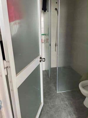 e cho thuê căn zentower q12 2 pn 2 wc sẵn 1 máy lạnh chỉ 6 tr cọc 1 .