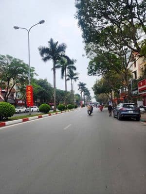 Bán nhà mặt phố Văn Quán, 75m², 18 tỷ