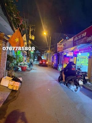 Bán nhà mặt tiền hẻm 108m2, Q7, kinh doanh 30tr/tháng