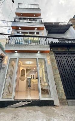 Nhà 4 tầng sát mặt tiền Nguyễn Trãi - Quận 5