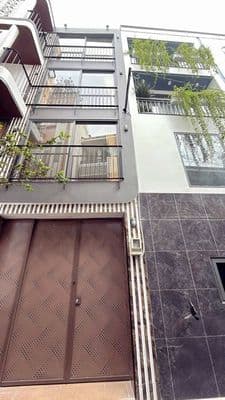 Bán nhà 5 tầng Gò Vấp, gần CV Làng Hoa, 7.2 tỷ