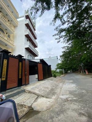 Nhà 103m2 Lê Văn Lương, Nhà Bè, giá đầu tư