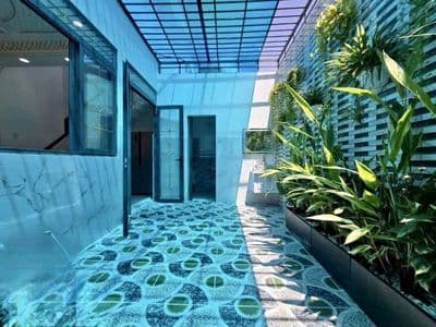 Nhà khu dân cư Anh Tuấn có thang máy, gần Quận 7