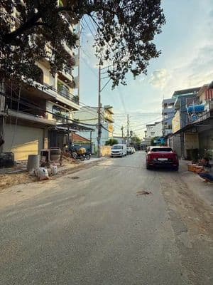 Bán nhà mặt tiền xe tải Đông Hưng Thuận, 5 tầng, 9.3 tỷ