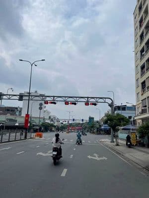 Nhà Dương Quảng Hàm, Gò Vấp, 45m², 4 tầng, Hẻm xe hơi