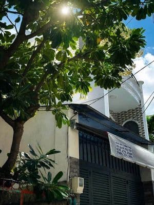 Nhà bán Nguyễn Xí, 68m2, 2 tầng, 11.5 tỷ
