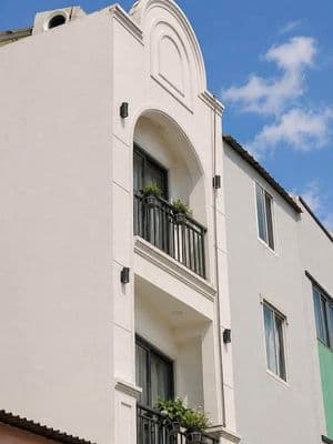 Nhà mặt tiền Bình Thạnh, giáp Quận 1, 34m2, 3 tầng, 4PN