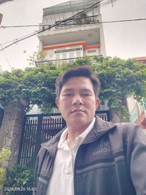 Nhà lô góc 105m² 4 tầng 6 phòng giáp Nguyễn Oanh