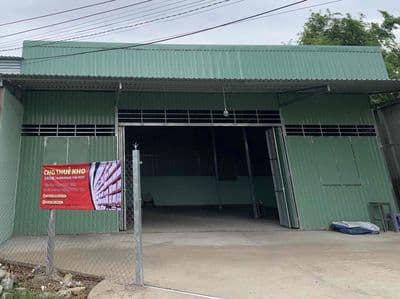 Cho thuê nhà kho có chỗ ở